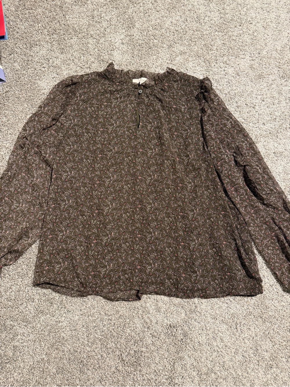 LOFT Green Printed Ruffle-Neck Long Sleeve Blouse